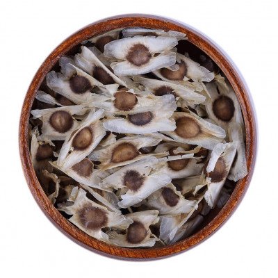 بذور المورينجا العضوية