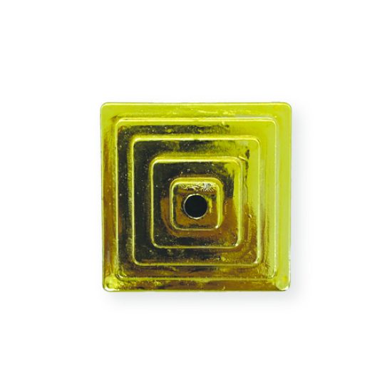 Base Flag Gold Circle Hole