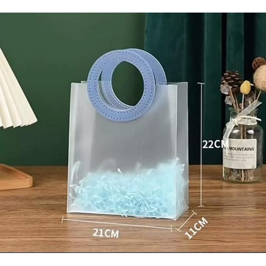 كيس هدايا بلاستيك شفاف 22×20×10 سم مقبض جلد عدة الوان