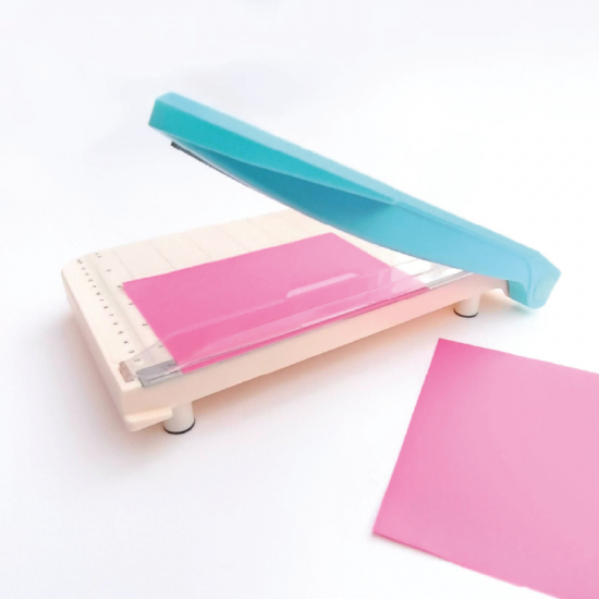 Paper Cutter Plastic Small Kamei 4*6 inch