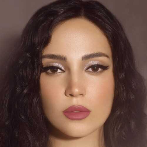 احمر شفاه سائل مقاوم للماء من نوره بو عوض - روز وود