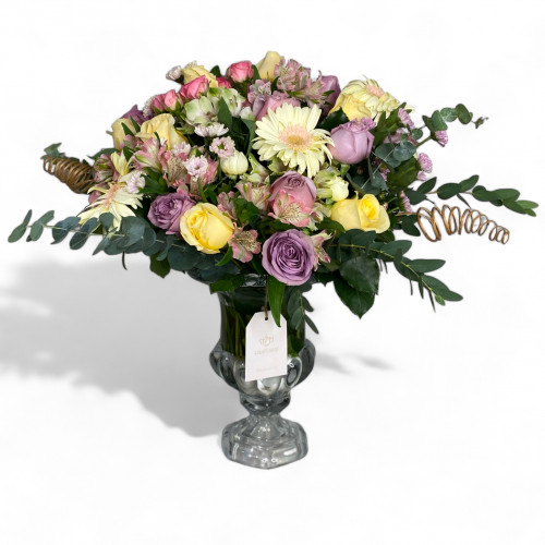 فازة انيقة فازة انيقة