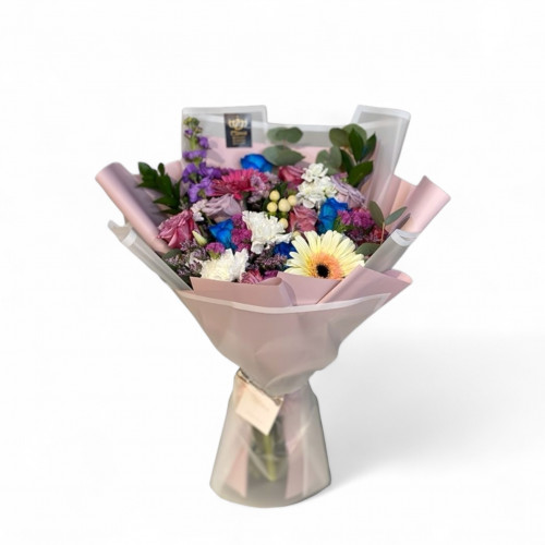 تنسيق باقة ورد متنوعة تنسيق باقة ورد متنوعة