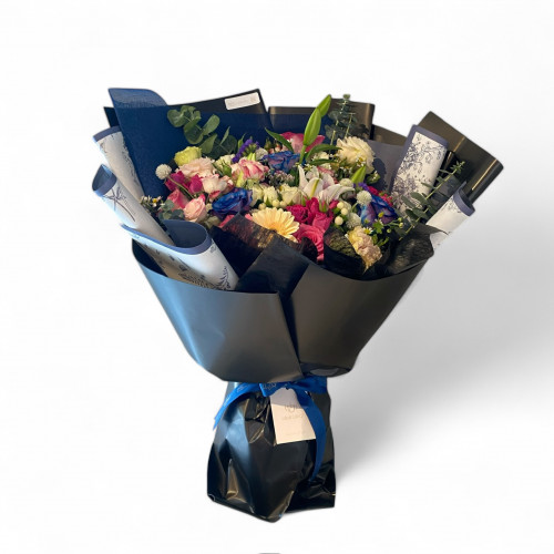 باقة ورد غلاف اسود باقة ورد غلاف اسود