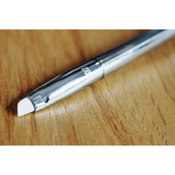 Real Techniques Flat Liner Brush - Wide Angled Eye & Brow Definer