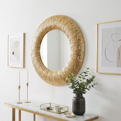 مرآة حائط دائرية اطار نحاسي منقوش