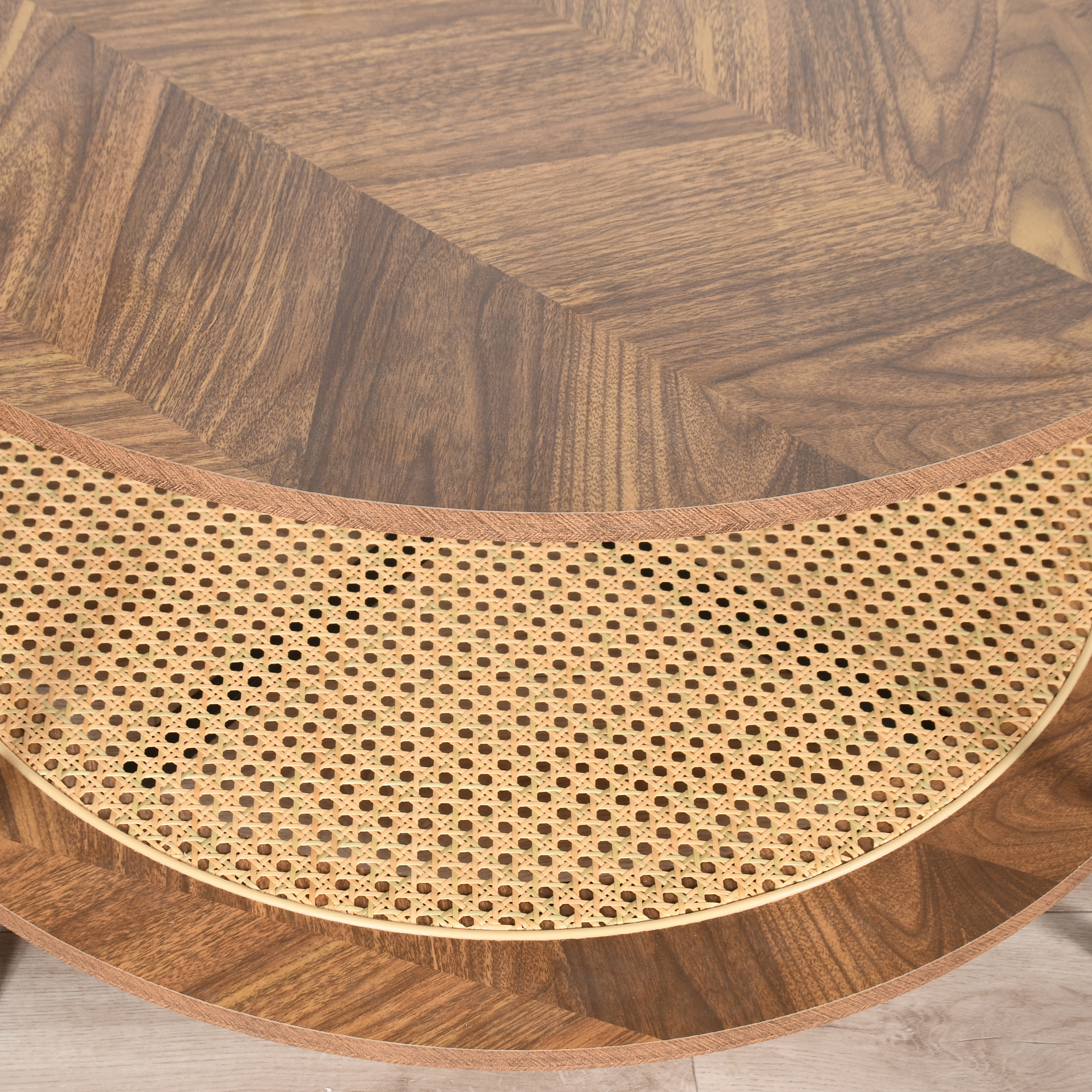 طقم طاولات خدمة 5 قطع من الخشب و الراتان طقم طاولات خدمة 5 قطع من الخشب و الراتان