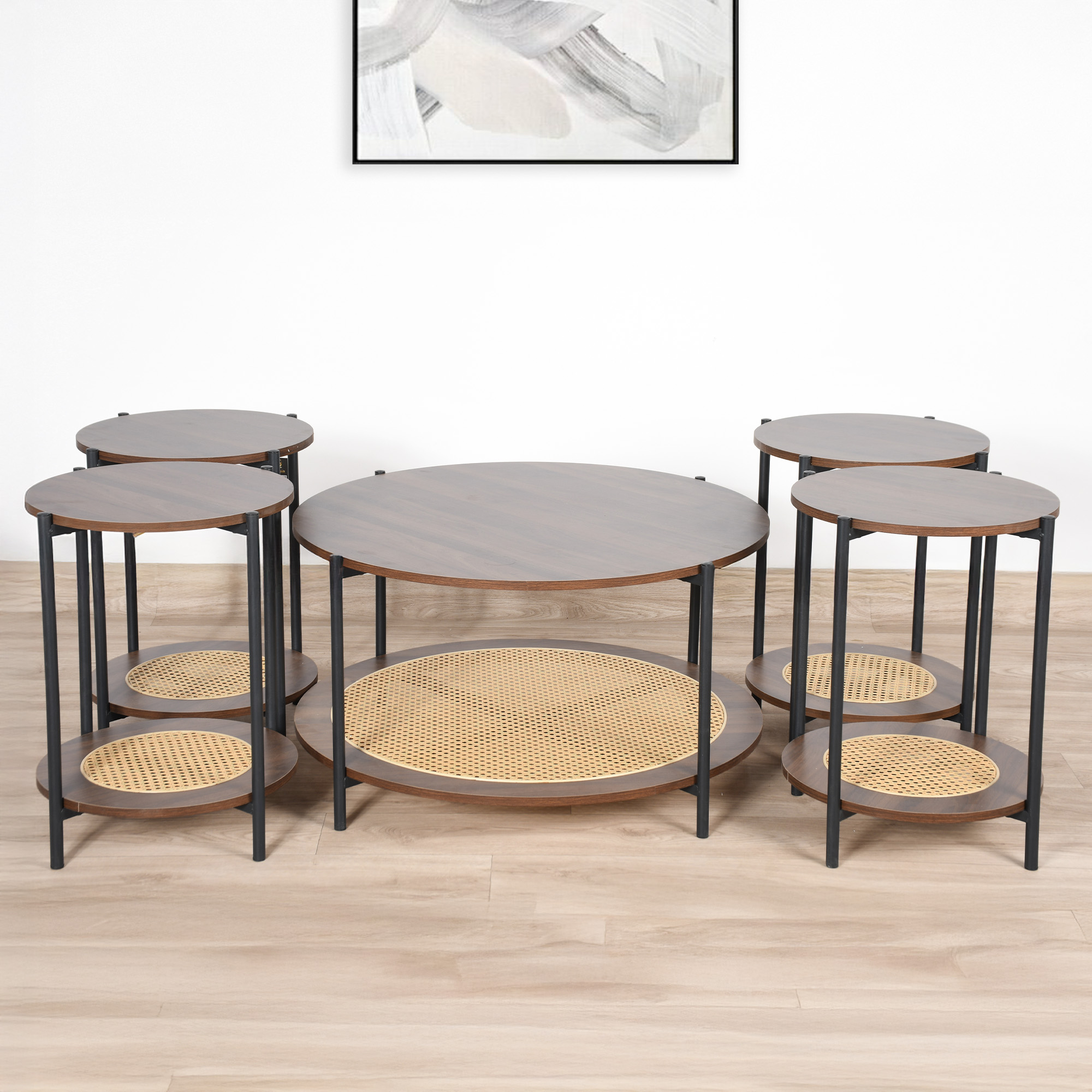 طقم طاولات خدمة 5 قطع من الخشب و الراتان طقم طاولات خدمة 5 قطع من الخشب و الراتان