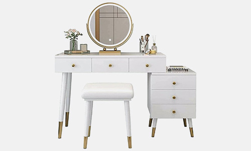 طاولات الزينة