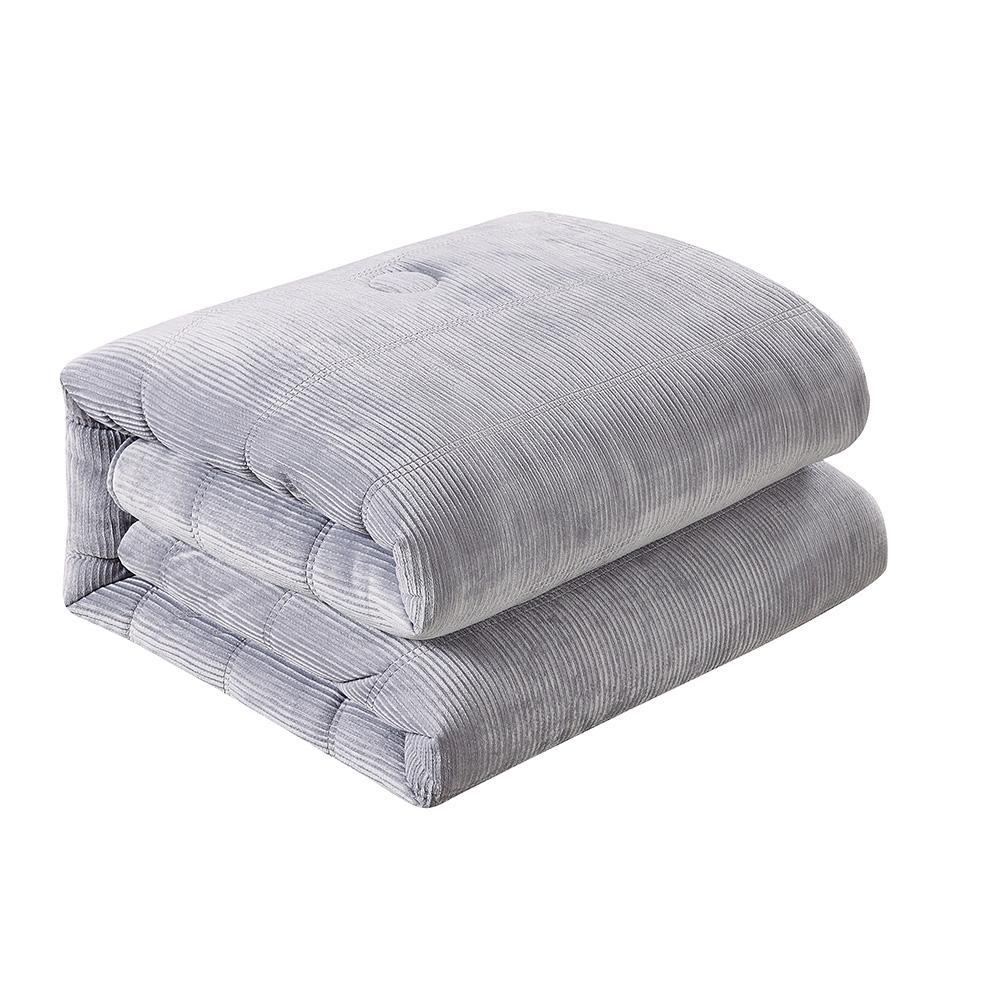 مفرش شتوي مخمل 6 قطع نفرين