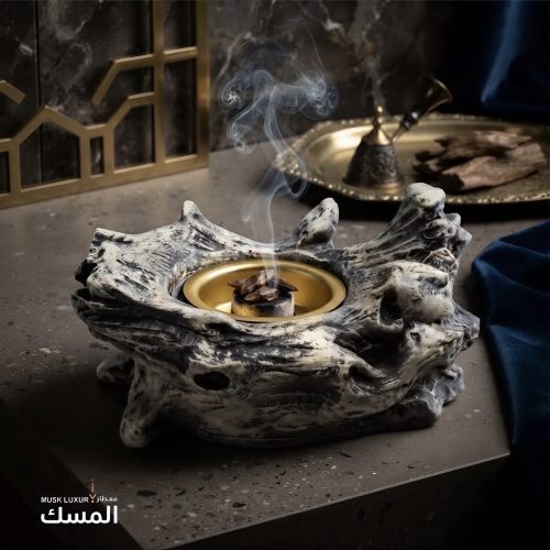مبخرة جذع خشب العود المموجة — بني محروق وأبيض | معطار المسك
