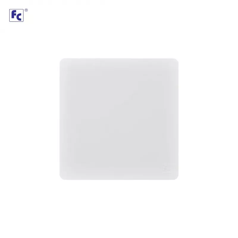 مفتاح وسط مفرد ديكور 3*3 ابيض - اف سي 