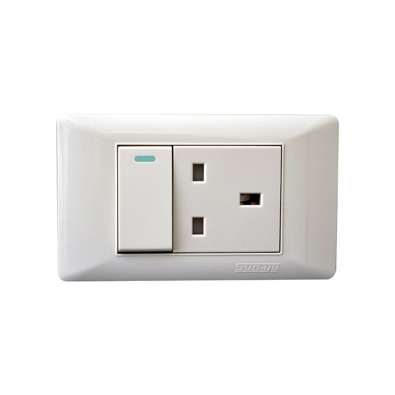 فيش 13 امبير + مفتاح منفصل 2*4 - صن يو 6