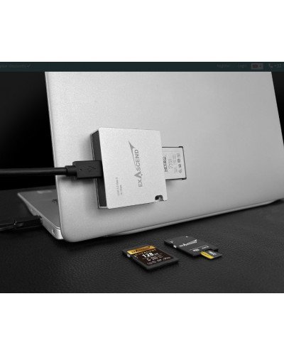Exascend Essential 4-in-1 – Multi-Slot Card Reader