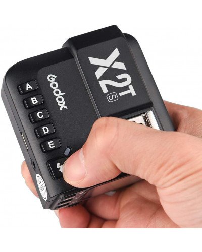 Godox X2 2.4 GHz TTL Wireless Flash Trigger for Sony Godox X2 2.4 GHz TTL Wireless Flash Trigger for Sony