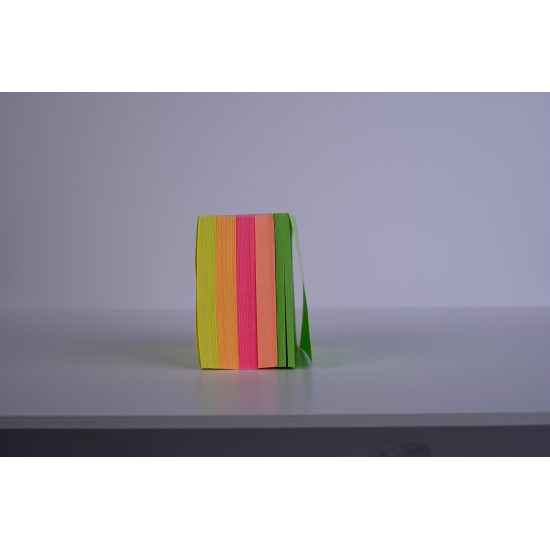 كلاس ورق لاصق ملاحظات - 3×3 سم – مثالي للاستخدام اليومي في المدرسة أو المنزل أو المكتب