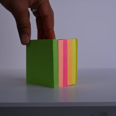 كلاس ورق لاصق ملاحظات - 3×3 سم – مثالي للاستخدام اليومي في المدرسة أو المنزل أو المكتب
