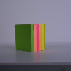 كلاس ورق لاصق ملاحظات - 3×3 سم – مثالي للاستخدام اليومي في المدرسة أو المنزل أو المكتب