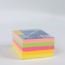 كلاس ورق لاصق ملاحظات - 3×3 سم – مثالي للاستخدام اليومي في المدرسة أو المنزل أو المكتب